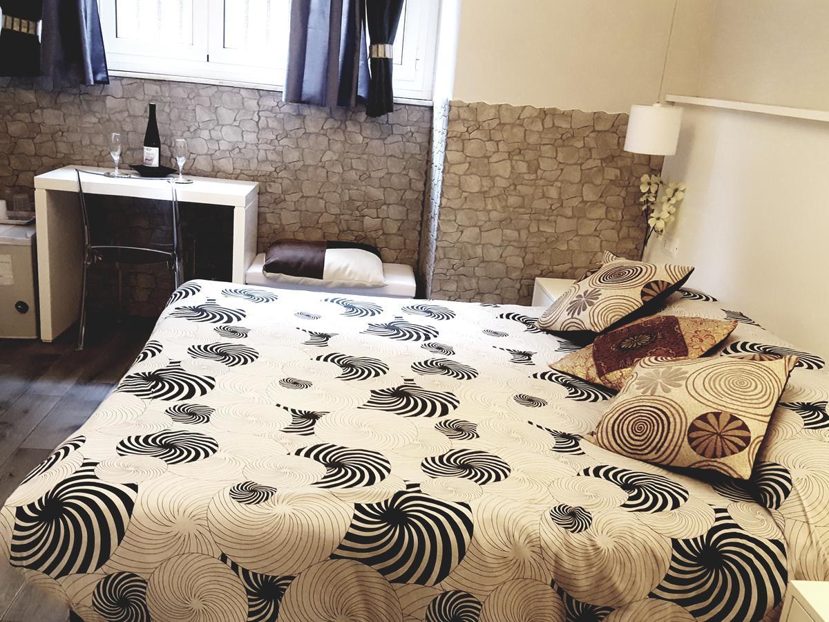 Dea Roma Inn Zewnętrze zdjęcie